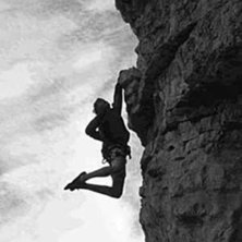 Fin kl&auml;ttring och fina utsikter n&auml;r man n&aring;tt si. Foto: Magnus. &Aring;kare: Emil.