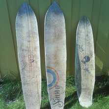 hemma byggd longboard, min br&auml;da i mitten. Foto: jag Simon Martinsson.