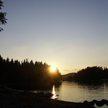 va ute p&aring; en &ouml; med n&aring;gra kompisar.. . Foto: joakim eriksson.