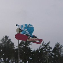 En av mina BS 180 melon grabs. Foto: Jonas Z a.k.a Fjunesh. &Aring;kare: Samuel Lundh Meself.