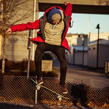 Joel &auml;r bra p&aring; att fota. Foto: Joel Ericsson (joelericssonfoto). &Aring;kare: Max Larsson.