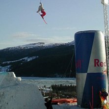 Foto: Emil H&aring;kansson. &Aring;kare: Simon Dumont.