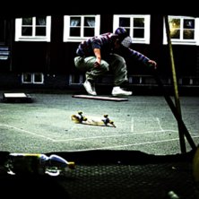 fotar fr&aring;n bilens frams&auml;te. Foto: Markus Almroth. &Aring;kare: joakim Lidstr&ouml;m.