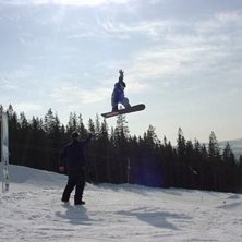 N&aring;n sorts flygtur &ouml;ver &uuml;berkicken i kl&auml;ppen.... Foto: Dennis Synnerfors. &Aring;kare: Butch.