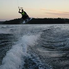 Foto: Peter. &Aring;kare: Anders.