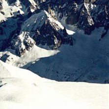 Ok&auml;nd snowboard&aring;kare p&aring; Aguille du midi, Chamon. Foto: David Furendal. &Aring;kare: ok&auml;nd.