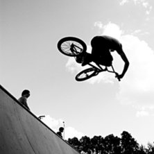 Foto: Sebastian Thor&eacute;n. &Aring;kare: Robert Nikula Edsman.