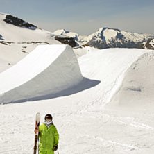 portr&auml;ttbild? . Foto: eric wibaeus. &Aring;kare: Toffe Mattsson.