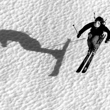 Bj&oslash;rn Thomas jakter p&aring; sin egen skygge et sted i. Foto: Sverre F. Hj&oslash;rnevik. &Aring;kare: Bj&oslash;rn Thomas Roms&oslash;e.