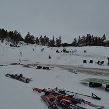 Vi blir iallfall ikke solbrente ;) 
Barneb&aring;ndet b.