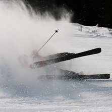 Anett f&aring;r en aning medvridning. Foto: Patrik Jansson. &Aring;kare: Anett Dahlb&auml;ck.