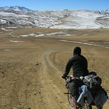 Har precis tagit oss &ouml;ver sista 5000m passet p&aring; . Foto: Erik M&aring;nsson. &Aring;kare: Gustaf Karlsson.