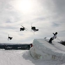 Dubbel Lincoln p&aring; April campet i t&auml;rna. Foto: N&aring;n dude fr&aring;n t&auml;rnaby. &Aring;kare: Jesper Nystr&ouml;m.