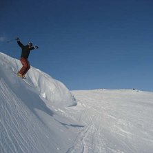 Drop i Svarta Bj&ouml;rn. Foto: Jacob Lundstr&ouml;m. &Aring;kare: Johan Lindgren.