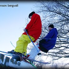 chill dag i v&aring;ran hemma &amp;quot;backe&amp;quot;. Foto: jonathan johansson. &Aring;kare: eric pettersson bergvall och anton markgren.