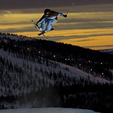 &ouml;&ouml;. Foto: Karl kurtti. &Aring;kare: Eric hellman.