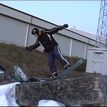 jag som hade lite roligt vid g&auml;rdehallen. Foto: Andre Vahlgren. &Aring;kare: Fredrik Lindskog.