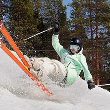 sw 10 crasscchheer tror ja. . Foto: ?? ska ta reda p&aring; vem. &Aring;kare: Jesper Nystr&ouml;m.