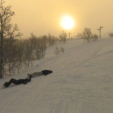 Dimman l&aring;g ganska t&auml;t p&aring; vissa h&ouml;jder, s&aring; det. Foto: Daniel Rapp. &Aring;kare: Johan Rinaldo &amp;amp; Anders Gyll.