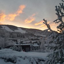 Fjellet gl&oslash;der
Nydelige forhold i Hafjell om dage.