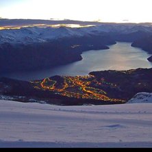 S&oslash;ndag 5/2
S&oslash;ndag 5 februar er de p&aring; Strandafje.