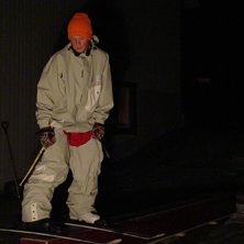 &Aring;kare: Magnus Holmgren.