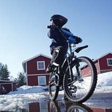 F&ouml;rst surfa slask p&aring; dundret sen f&ouml;rsta repan m. Foto: Pappa. &Aring;kare: Alex Eriksson.