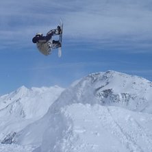 &Aring;kare: Erik L A.K.A E-money.