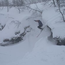 Sn&ouml;storm i bj&ouml;rkliden, vilket leder till massor . Foto: Erik Thorning. &Aring;kare: Daniel Andreou.