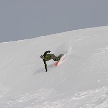 stenh&aring;rt underlag. Foto: tomas wallstr&ouml;m. &Aring;kare: Fredrik s&ouml;derberg.