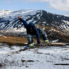 sun all day. finding spots to build kickers off th. Foto: Jurgen Haider. &Aring;kare: Brian Wolfe.