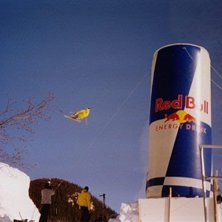 Red bull big air 2002, riktigt fint v&auml;der och sju. Foto: Patrik Durfors. &Aring;kare: Steele Spence.