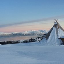 En vakker vinterdag i Troms&oslash;
Troms&oslash; Alpinpark fr.