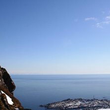 Lite l&auml;tt kl&auml;ttring och vandring till en liten t. Foto: Erik Brinkman. &Aring;kare: Oskar V R&oslash;berg.