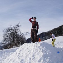 l&aring;ngt d&auml;r borta ska vi landa! viktor plattar til. Foto: anna. &Aring;kare: Christian, viktor.