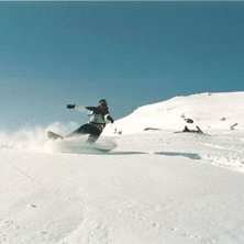 Puder i Maj ! 
&aring;kare:
T_Skoog (freeridenick). Foto: Martin Olsson. &Aring;kare: Tobias Skoog.