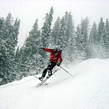 Fredrik S&auml;llstr&ouml;m laddar h&aring;rt i Red Mountain Ka. Foto: Magnus Lageson. &Aring;kare: Fredrik S&auml;llstr&ouml;m.