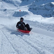 Full fart i pulkan :). Foto: Ulf Jidestig. &Aring;kare: Rikard Westeman.