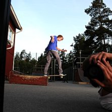 Spegel spegel p&aring; v&auml;ggen d&auml;r sig vem som kan g&ouml;. Foto: David Husberg. &Aring;kare: G&ouml;ran Westin.