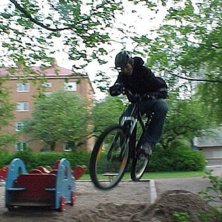 Ps.   S&ouml;ker sponsor. Foto: Farsan. &Aring;kare: Fredrik Olsson.