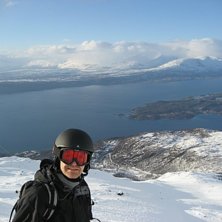 Utsikt fr&aring;n Narviksfjellets topp &ouml;ver Narvik och. Foto: Anna Kylner. &Aring;kare: Mattias Kylner.