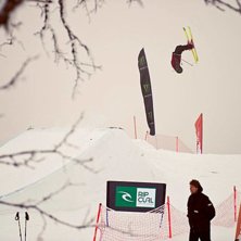 Fick syn p&aring; lite damer, s&aring; jag k&auml;nde att det pa. Foto: Adam Klingeteg. &Aring;kare: Fabian Omne.