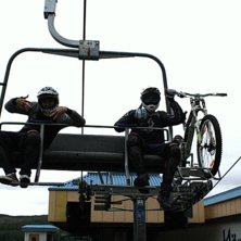 Downhill i Kl&auml;ppens Bike park! :D. Foto: Random. &Aring;kare: Joseph Jansson Och Oscar Andersson.