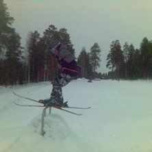 haha :P lol... ett tag sedan ;);) taget med mobil. Foto: Markus. &Aring;kare: Jag.