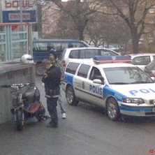 M&aring;ste ju ha n&aring;t att g&ouml;ra n&auml;r det inte finns sn. Foto: arsez. &Aring;kare: rascaL.