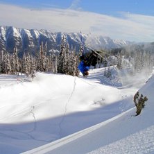 Frontflip p&aring; sanouk.. Foto: Espen Berg-Johnsen. &Aring;kare: Gaute Wangen.