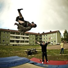 F&ouml;rsta sessionen p&aring; studsmattan f&ouml;r i &aring;r!
Alr. Foto: Jonathan Liljedal. &Aring;kare: Jesper &amp;quot;jeppenator&amp;quot; Nor&eacute;n.