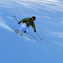 En brant smal passage men ganska h&aring;rt underlag me. Foto: Jonas Emilsson/www.jonasemilssonphoto.se. &Aring;kare: Olle Svensson.
