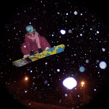 natthoppning i kilsbacken. Foto: Peter Lindstr&ouml;m. &Aring;kare: maria.