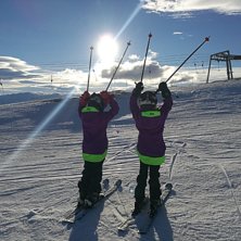 S&oslash;ndag 5. februar
S&oslash;ndag morgon er det lettskya,.